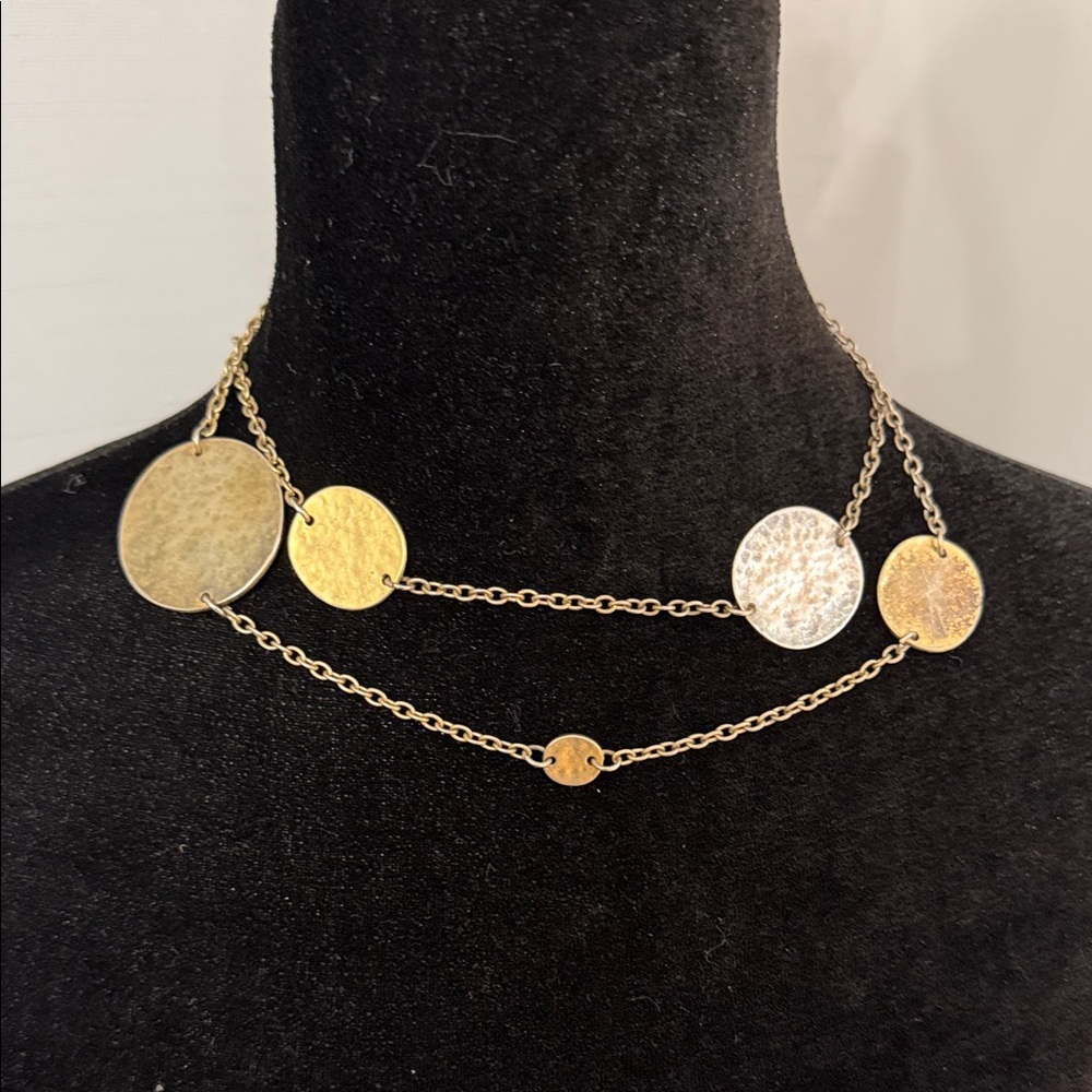 Elegant Gold and Silver Disc Necklace